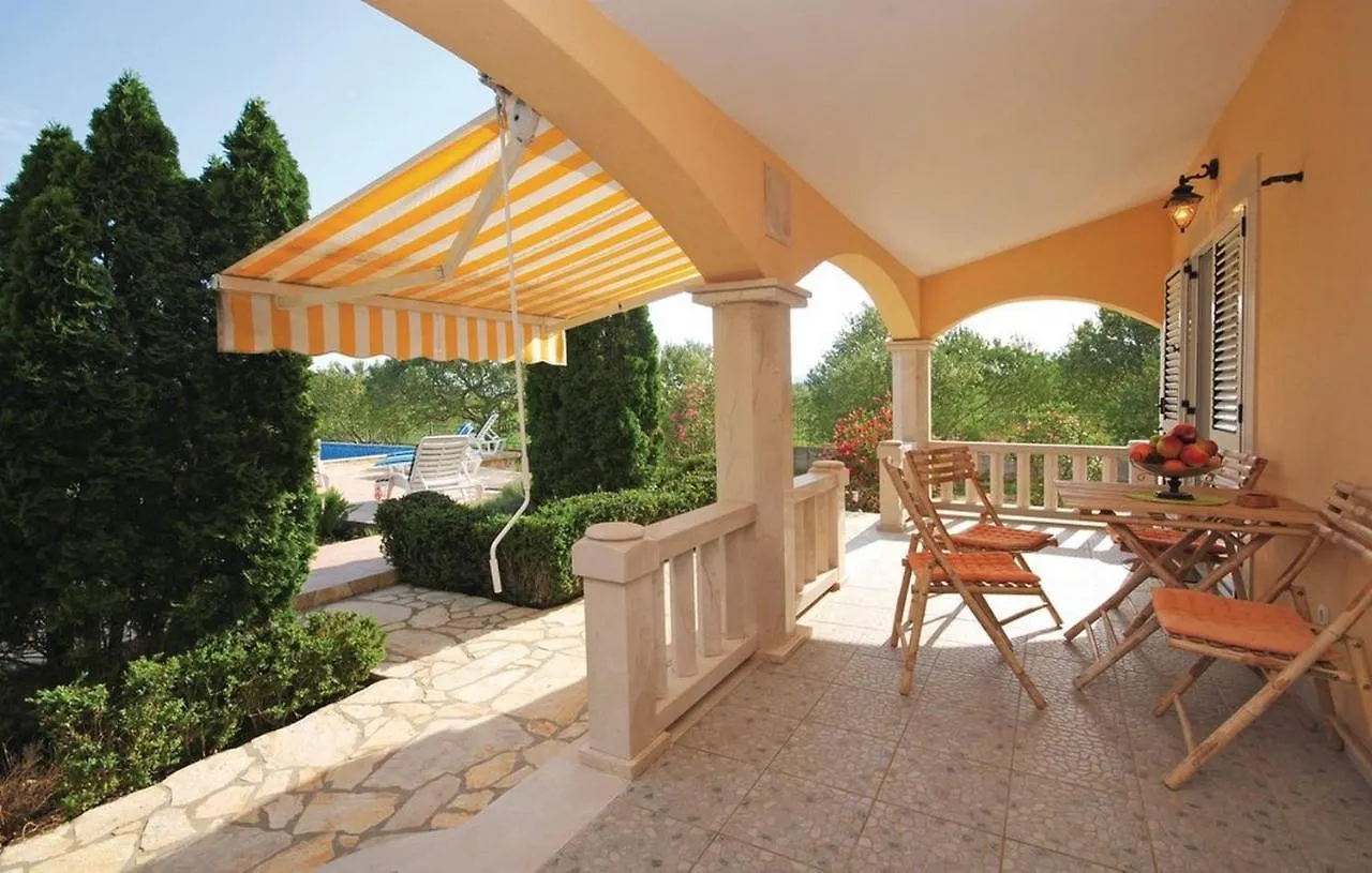 Holiday Home Parada Kastel Novi